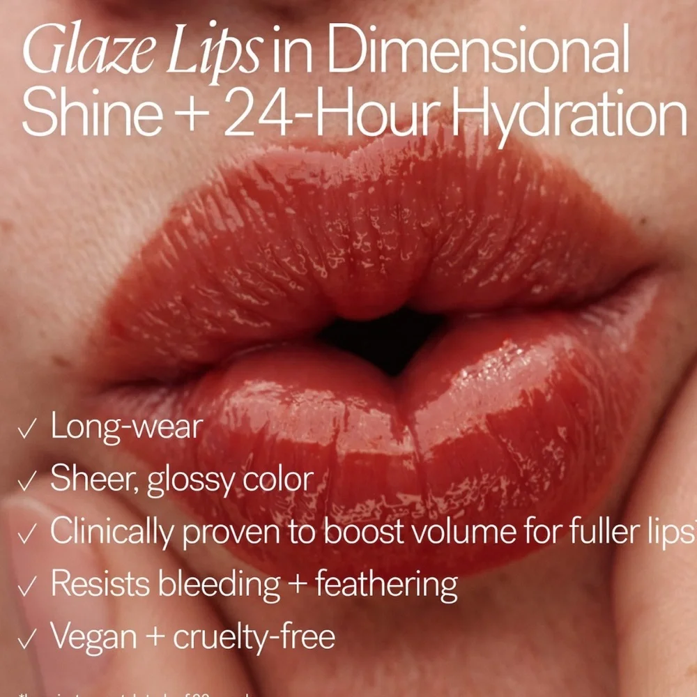 NIB ILIA OVERGLAZE HYDRATING LIP GLOSS IN SHADE ENAMEL